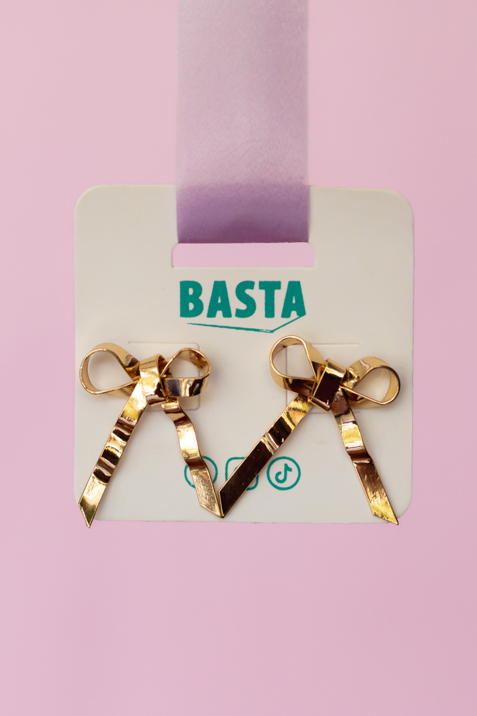 ARETES LACITO DORADO