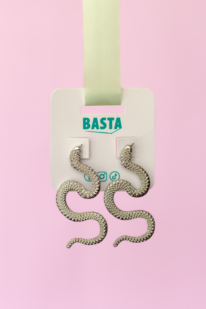 ARETES SERPIENTE PLATEADA